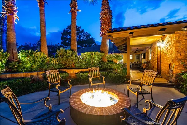 $999,990 | 41540 Nonpareil Drive, Palmdale, CA 93551