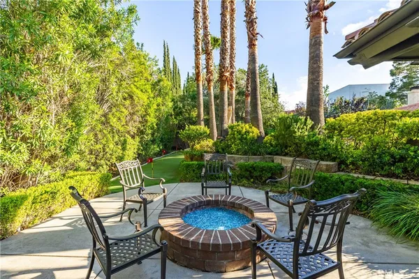 $999,990 | 41540 Nonpareil Drive, Palmdale, CA 93551