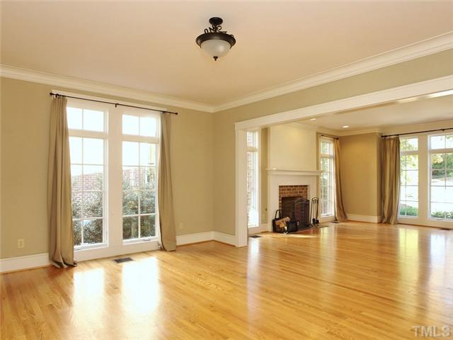3113 Agecroft Road Raleigh, NC 27608 - Photo 7 of 23