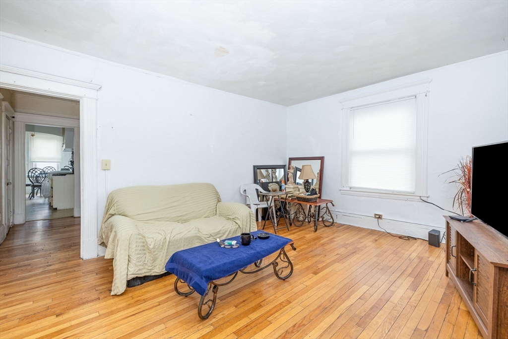 704-708 Sumner Avenue Springfield, MA 01108 - Photo 3 of 40