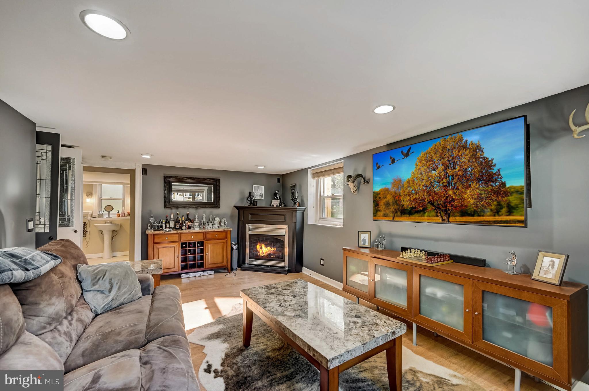 35 Miry Brook Road Hamilton, NJ 08690 - Photo 13 of 33
