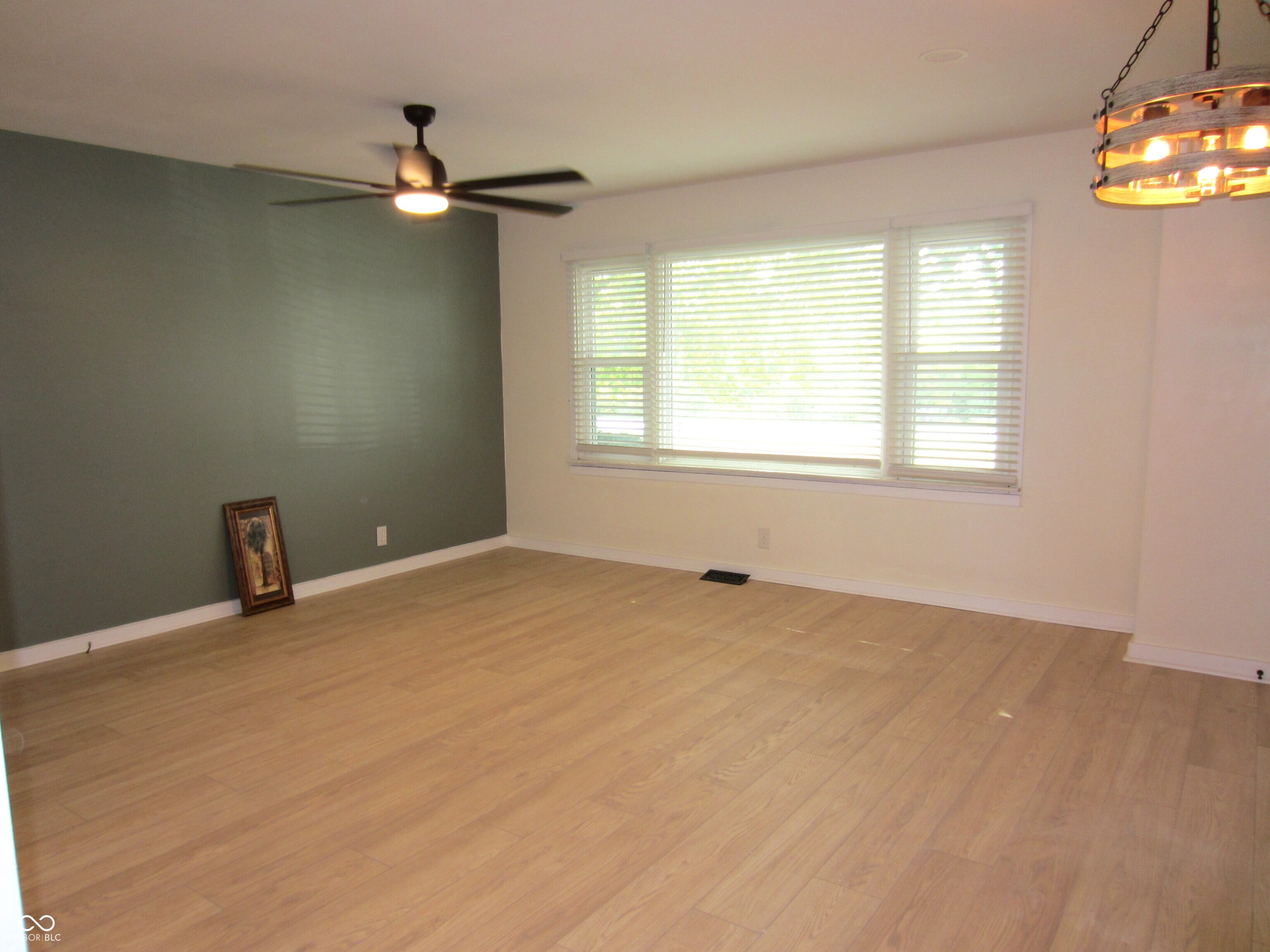 2701 North German Church Road Indianapolis, IN 46229 - Photo 3 of 32 Gallery Image 3