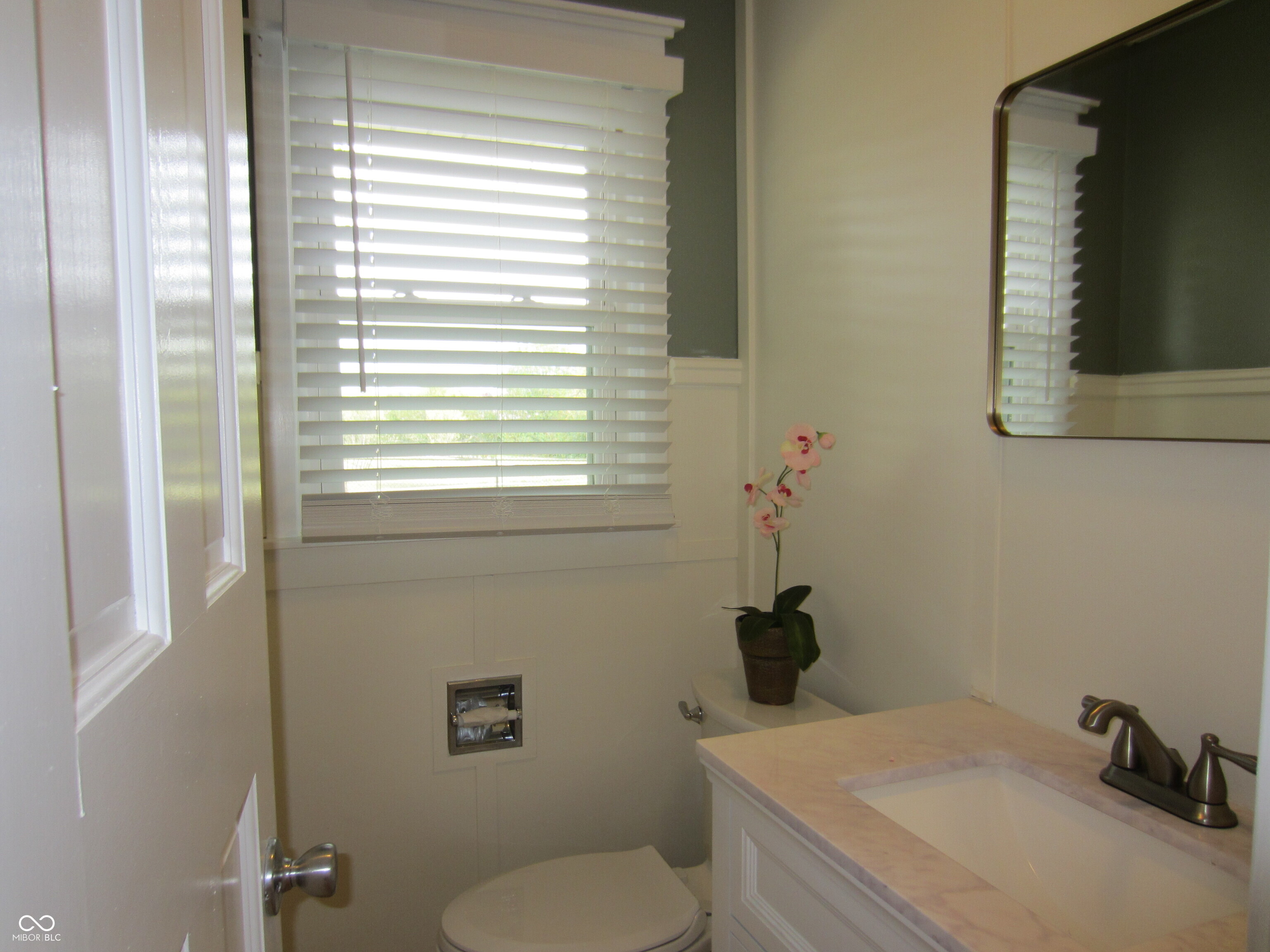 2701 North German Church Road Indianapolis, IN 46229 - Photo 8 of 32 Gallery Image 8