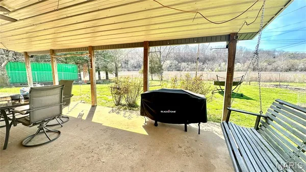 $189,900 | 508 Monroe Street, Thayer, MO 65791