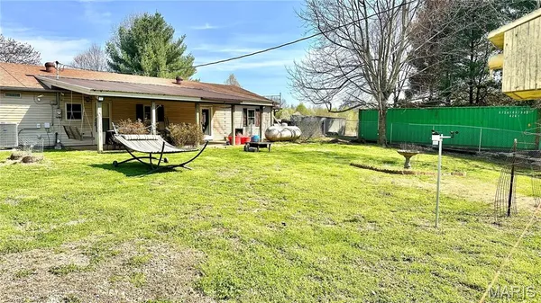 $197,000 | 508 Monroe Street, Thayer, MO 65791