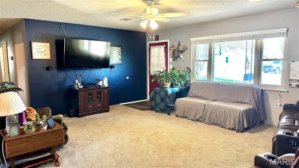 $197,000 | 508 Monroe Street, Thayer, MO 65791