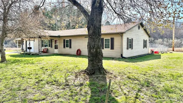 $197,000 | 508 Monroe Street, Thayer, MO 65791