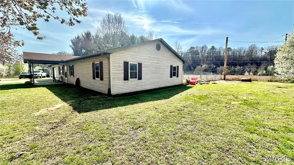 $197,000 | 508 Monroe Street, Thayer, MO 65791