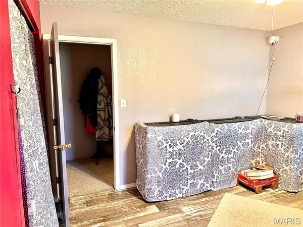 $189,900 | 508 Monroe Street, Thayer, MO 65791