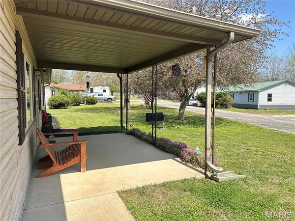 $197,000 | 508 Monroe Street, Thayer, MO 65791