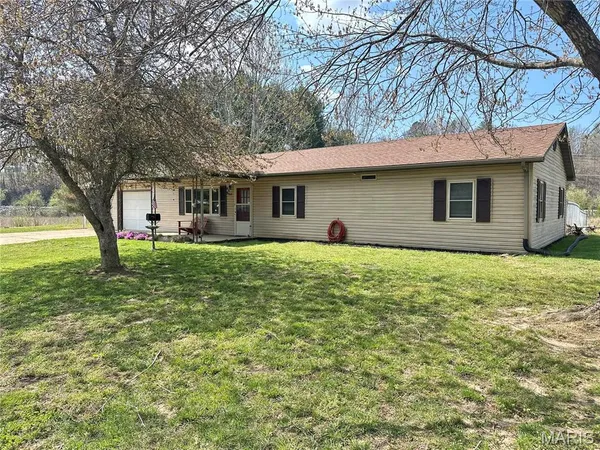 $189,900 | 508 Monroe Street, Thayer, MO 65791