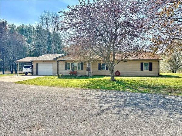 $197,000 | 508 Monroe Street, Thayer, MO 65791