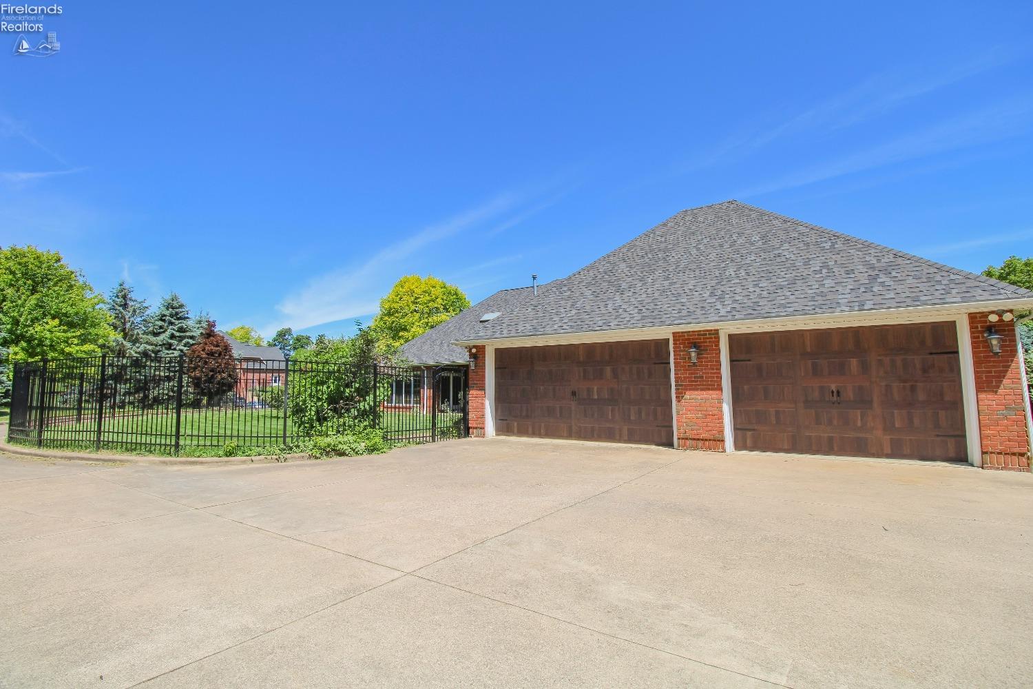 3514 Scheid Road Huron, OH 44839 - Photo 4 of 48 Gallery Image 4