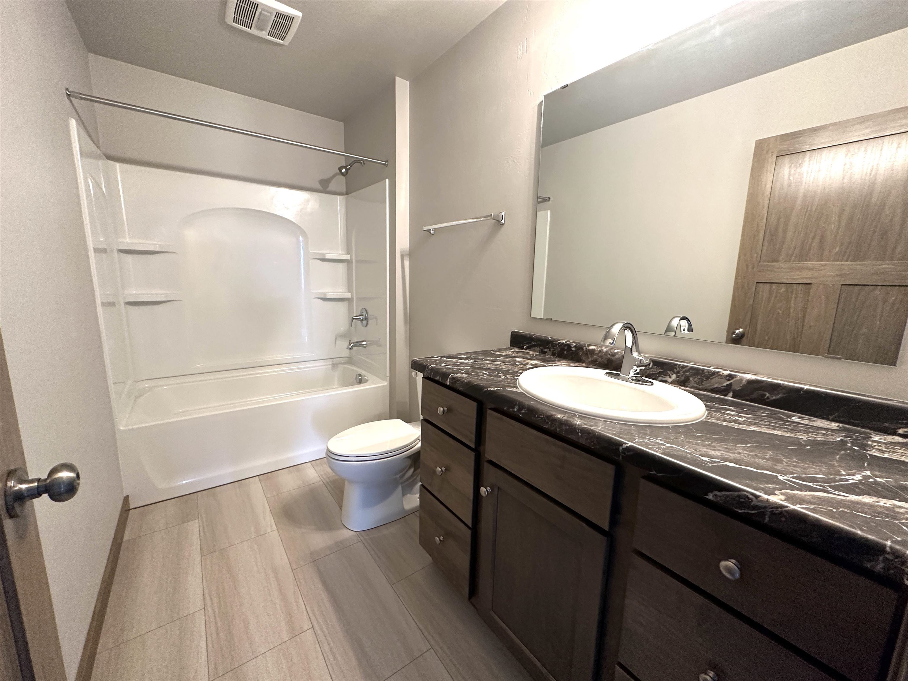 N9035 Cedar Court Menasha, WI 54952 - Photo 8 of 12