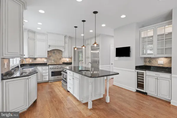 $6,500 | 9900 Chappell Lane, Vienna, VA 22181