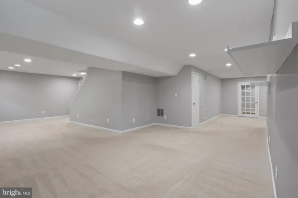 $6,500 | 9900 Chappell Lane, Vienna, VA 22181