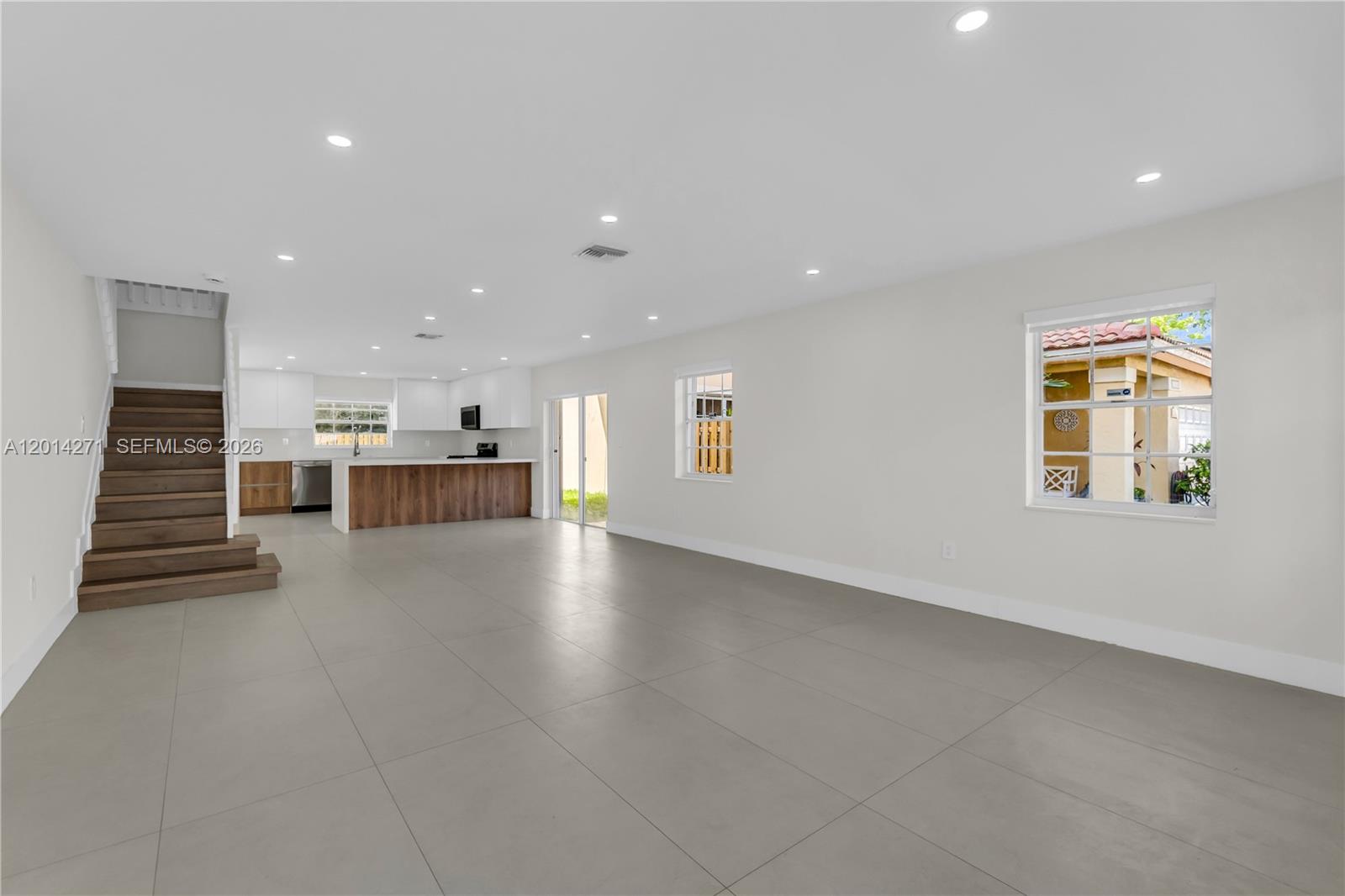 15174 Southwest 111th Street Miami, FL 33196 - Photo 12 of 64