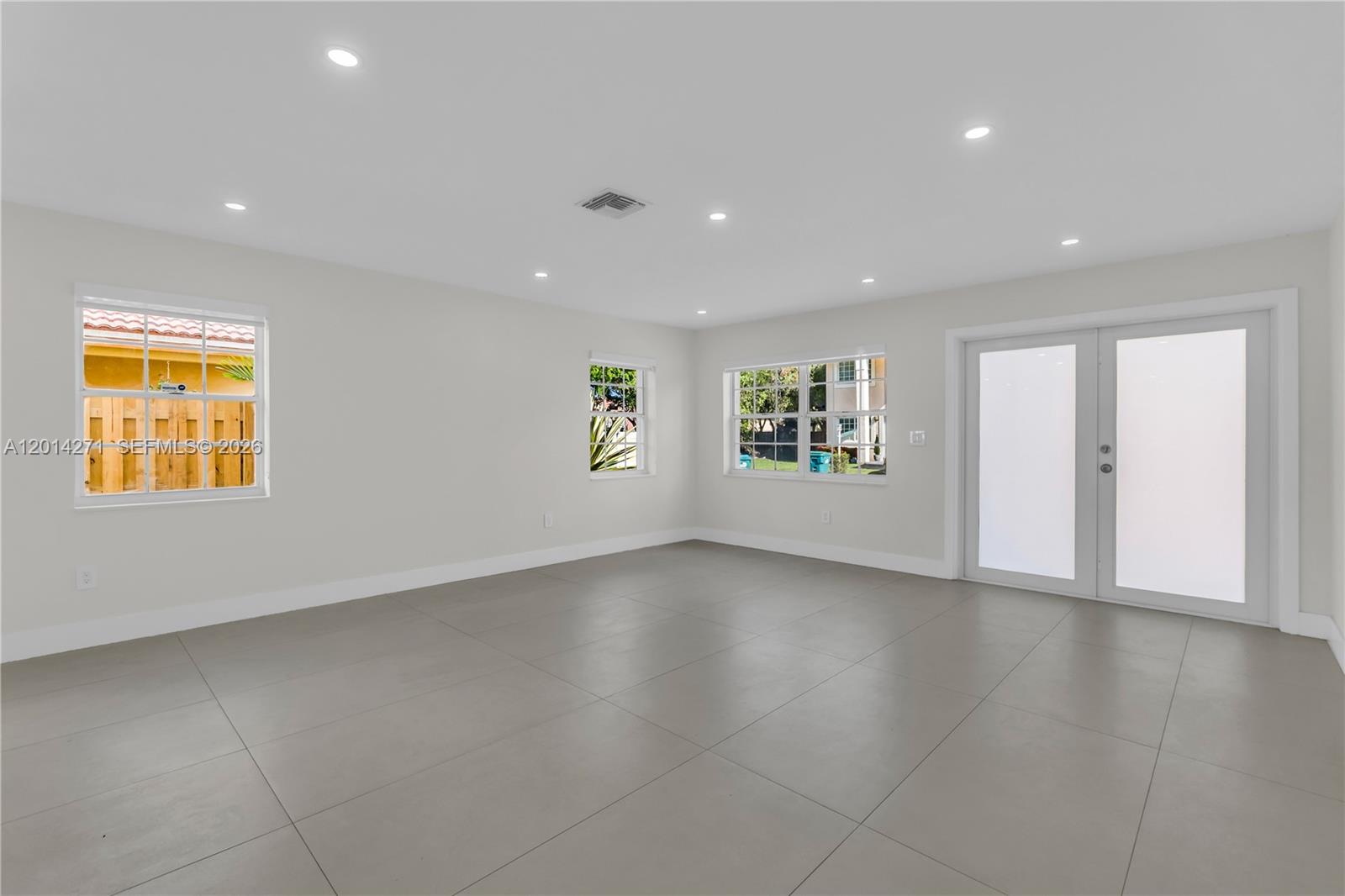 15174 Southwest 111th Street Miami, FL 33196 - Photo 13 of 64