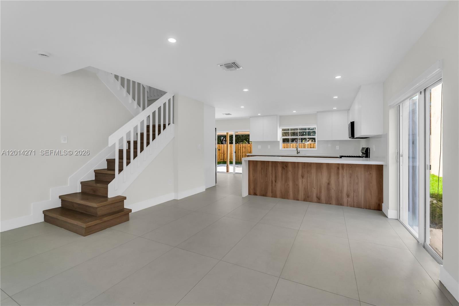 15174 Southwest 111th Street Miami, FL 33196 - Photo 15 of 64