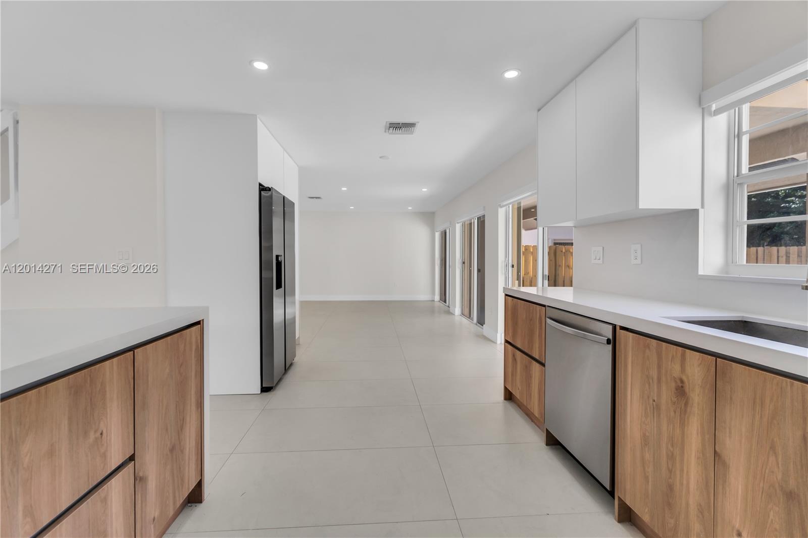 15174 Southwest 111th Street Miami, FL 33196 - Photo 20 of 64