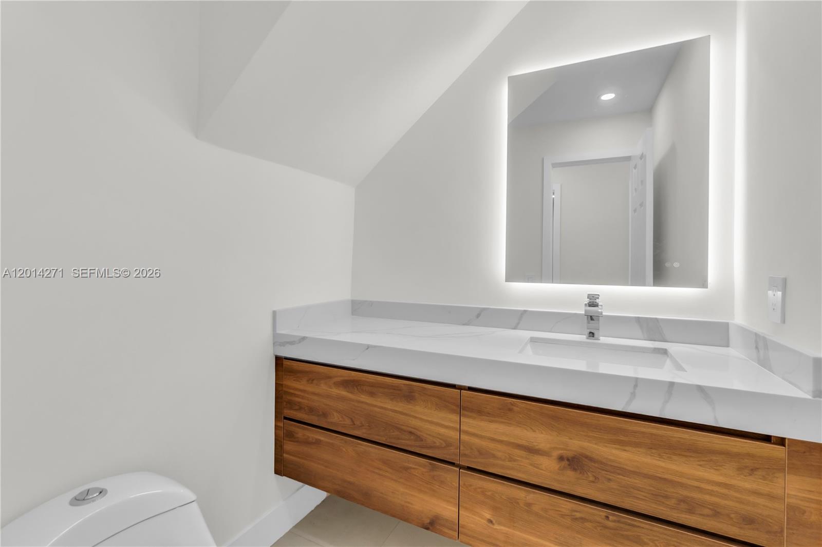 15174 Southwest 111th Street Miami, FL 33196 - Photo 23 of 64 Half bath