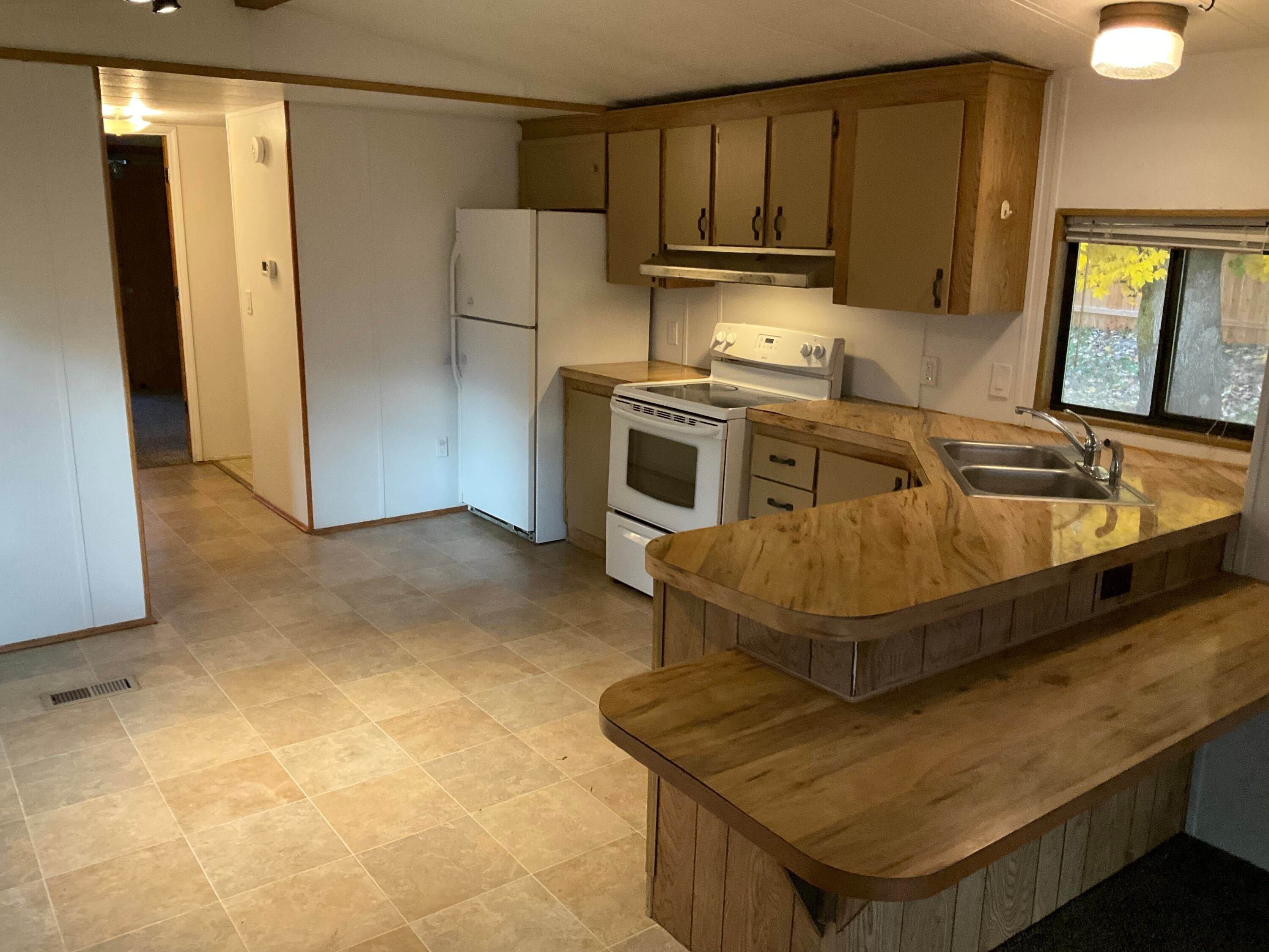 2179 Lower River Road Grants Pass, OR 97526 - Photo 10 of 17 IMG_0836