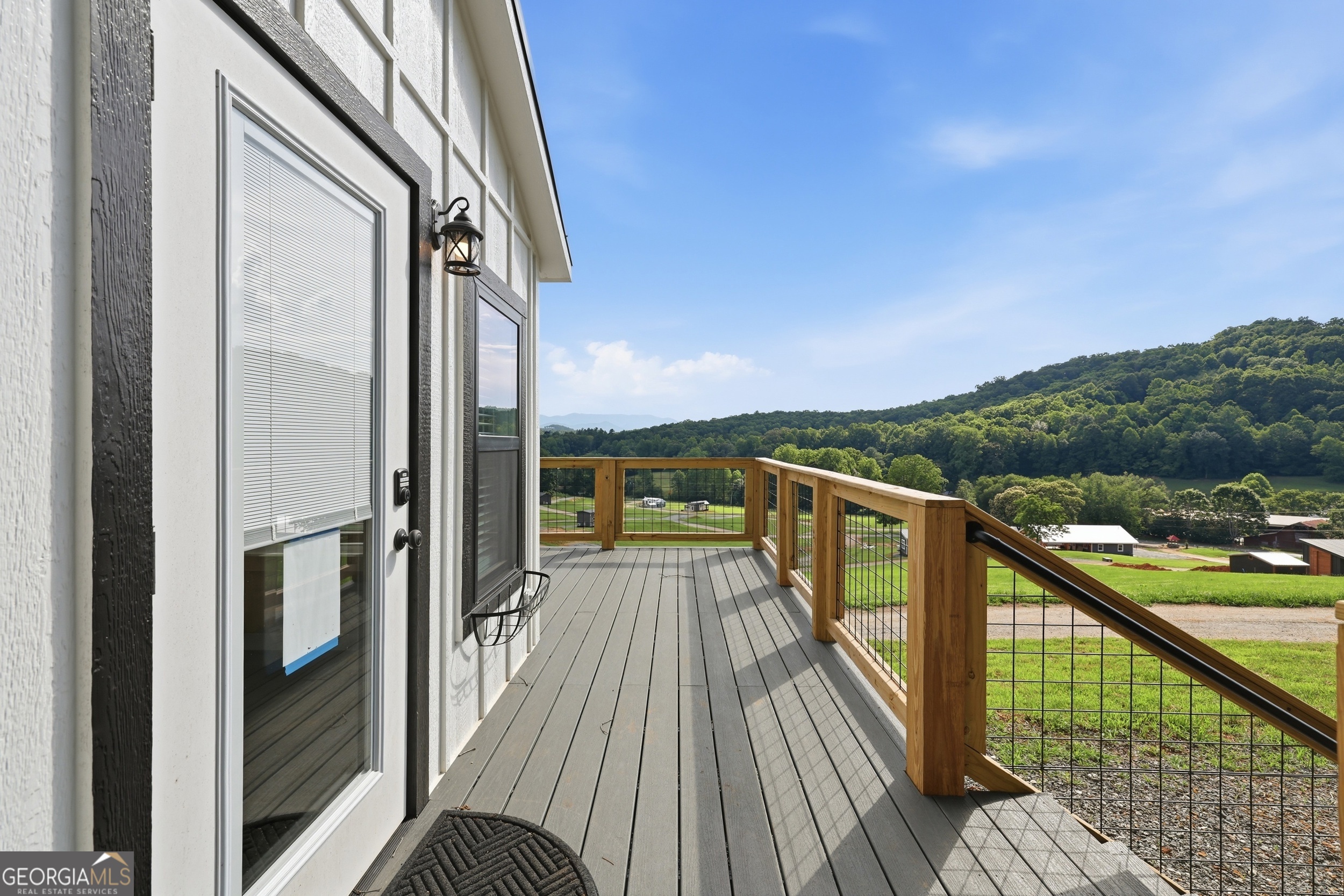 527 Saunders Road, Unit 9 Franklin, NC 28734 - Photo 3 of 39