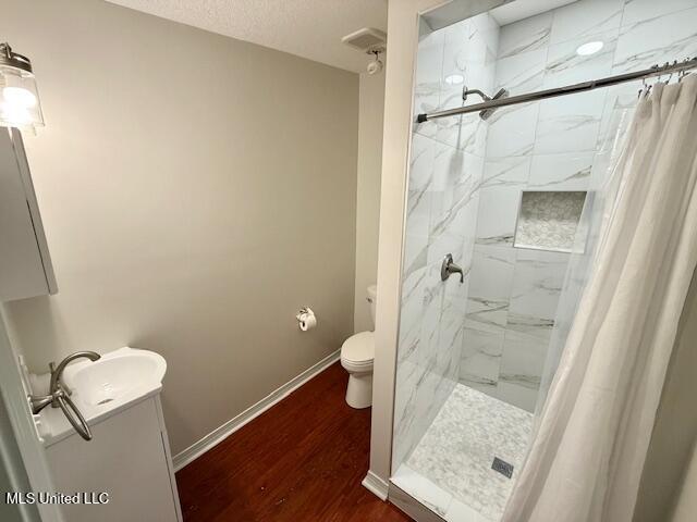 1010 Legion Lane Ocean Springs, MS 39564 - Photo 15 of 26 Back bdrm bath