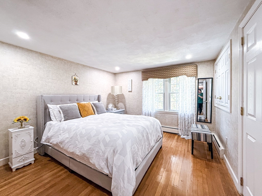 17 Robin Road Milford, MA 01757 - Photo 11 of 31 Gallery Image 11