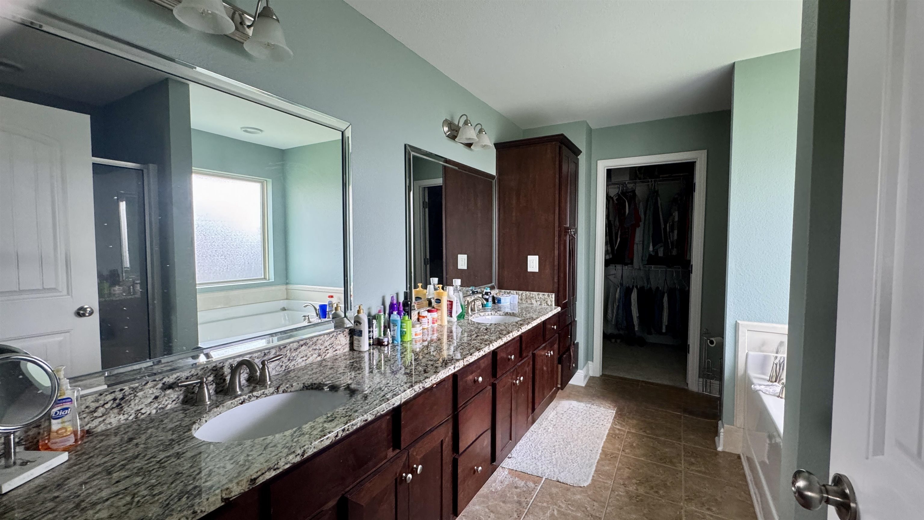 21668 Talbot Lane Robertsdale, AL 36567 - Photo 15 of 22 Bathroom