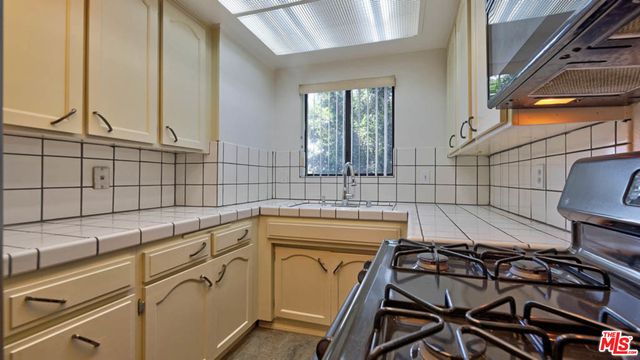 $505,000 | 1355 North Sierra Bonita Avenue, Unit 310, West Hollywood, CA 90046