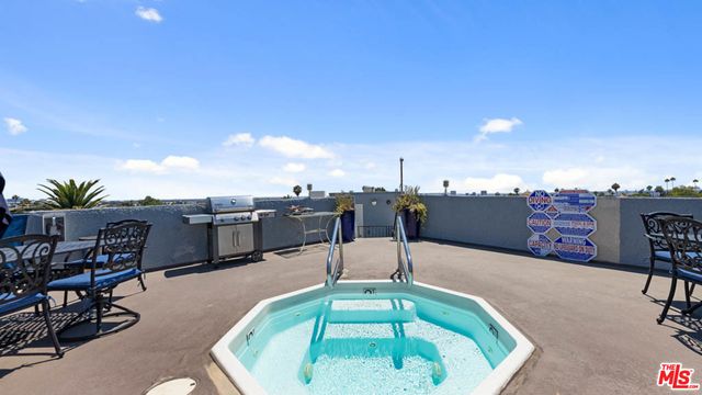 $505,000 | 1355 North Sierra Bonita Avenue, Unit 310, West Hollywood, CA 90046
