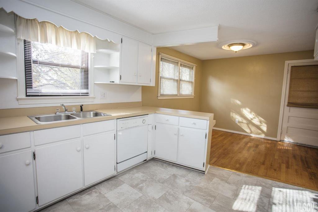 1827 Noah Path Conover, NC 28613 - Photo 13 of 18 Gallery Image 13