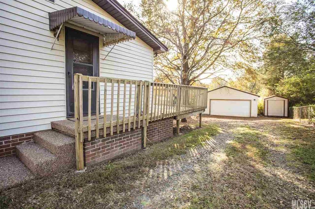 1827 Noah Path Conover, NC 28613 - Photo 6 of 18 Gallery Image 6