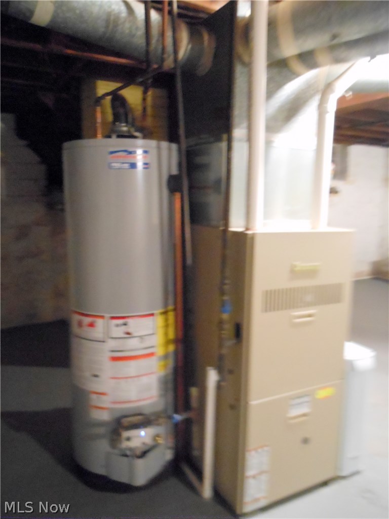891 Montford Road Cleveland, OH 44121 - Photo 23 of 25 FHA furnace 2010 & Hot Water Tank 2016