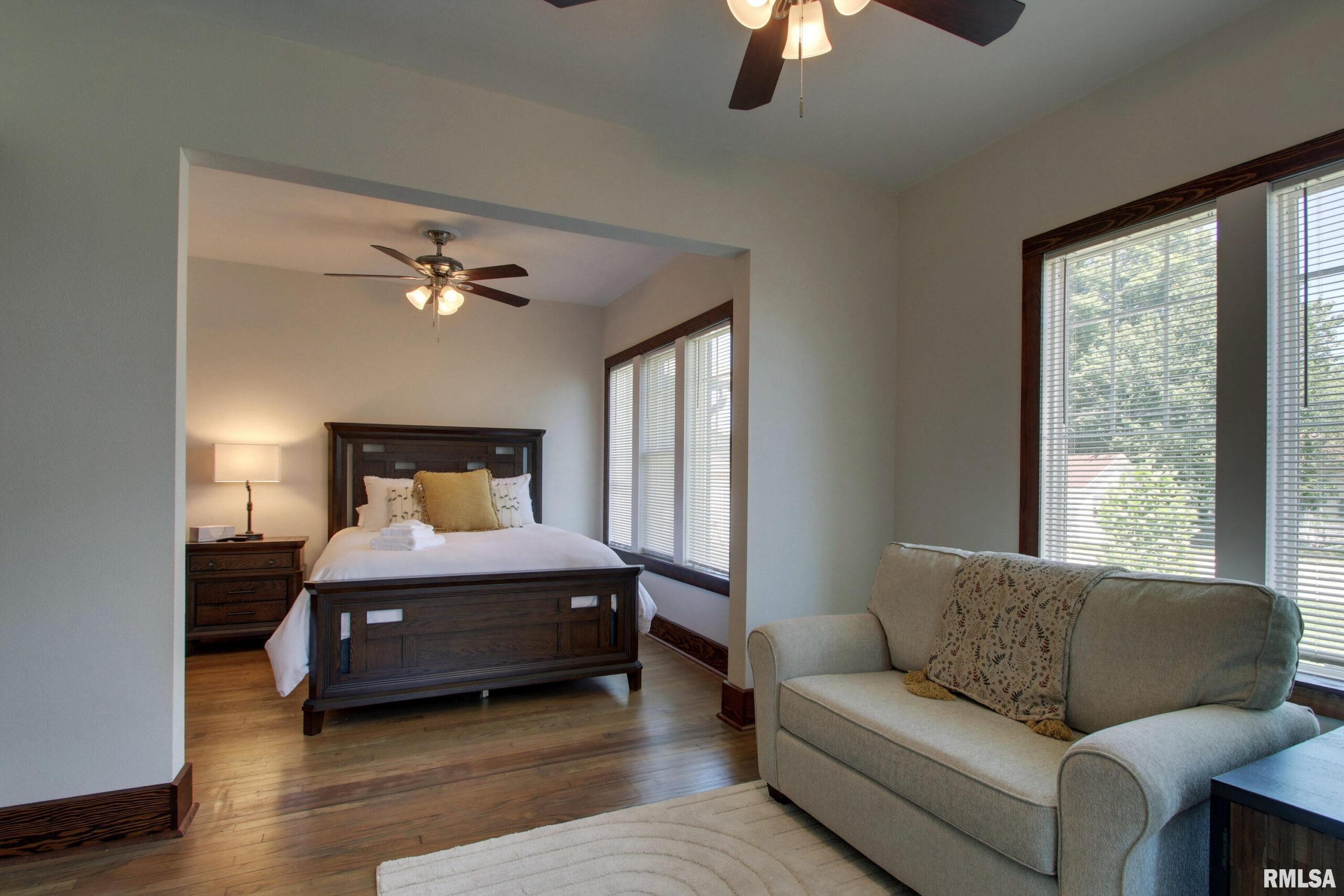 129 East Main Street Mount Sterling, IL 62353 - Photo 11 of 26