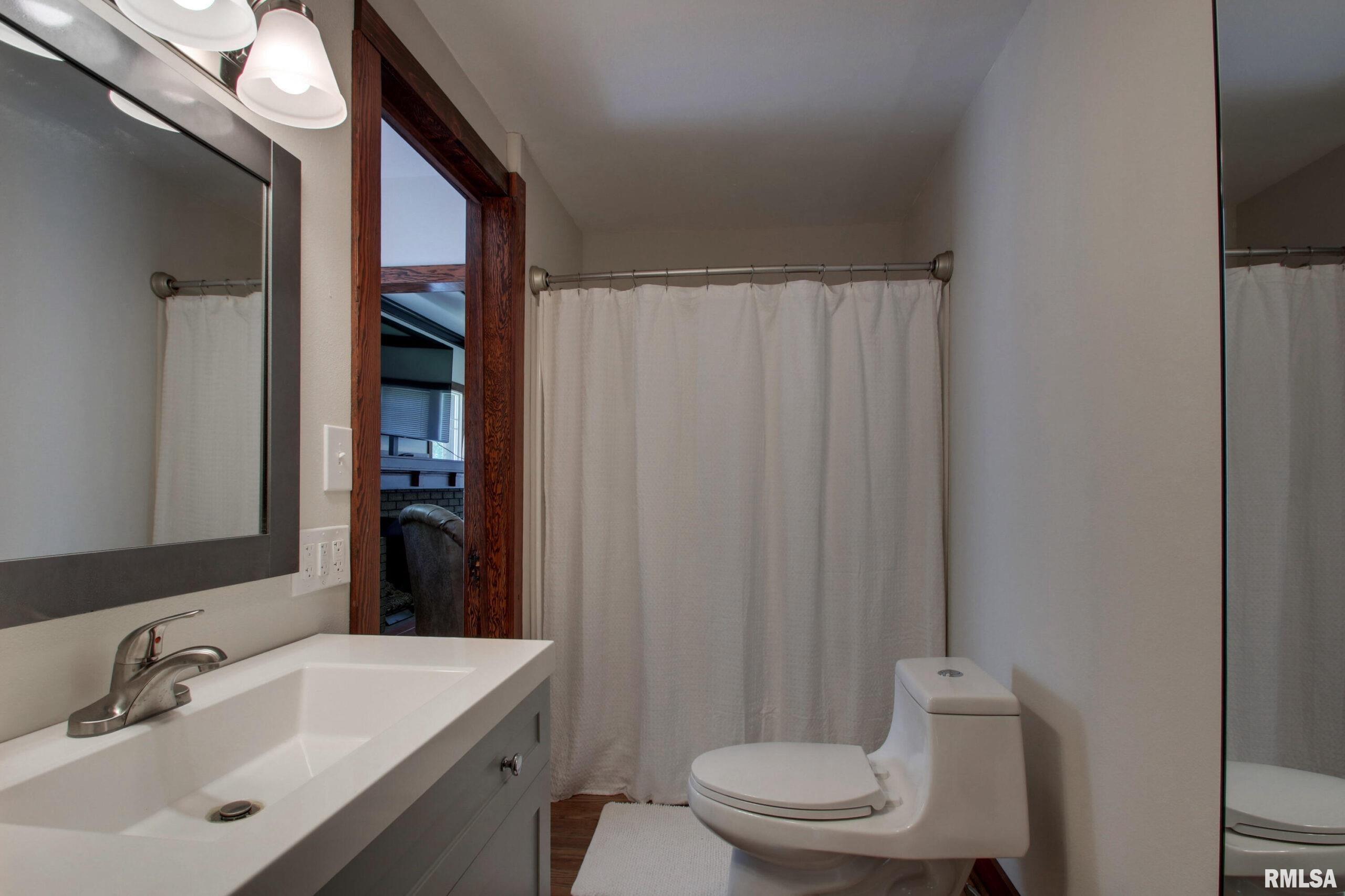 129 East Main Street Mount Sterling, IL 62353 - Photo 20 of 26