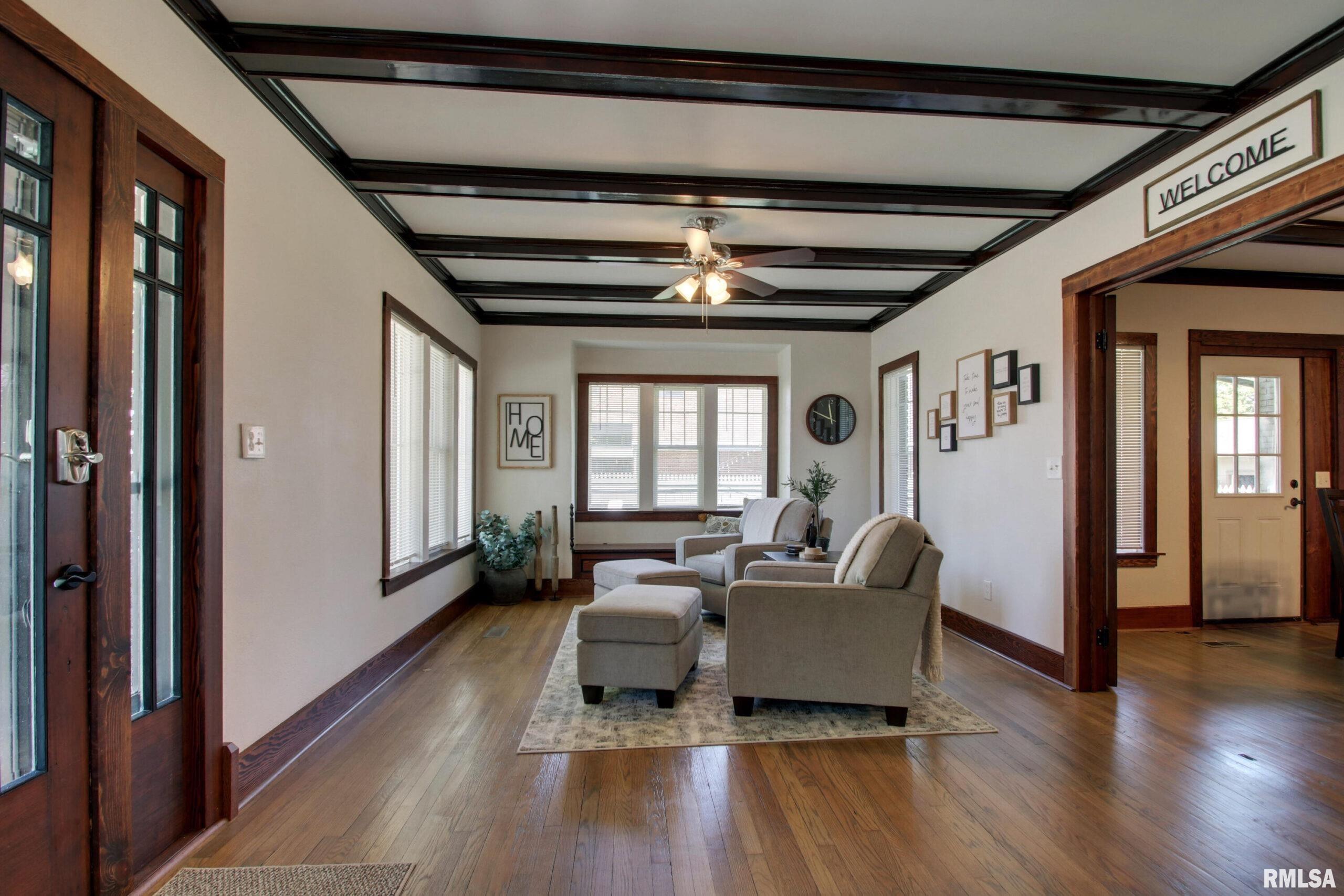 129 East Main Street Mount Sterling, IL 62353 - Photo 2 of 26