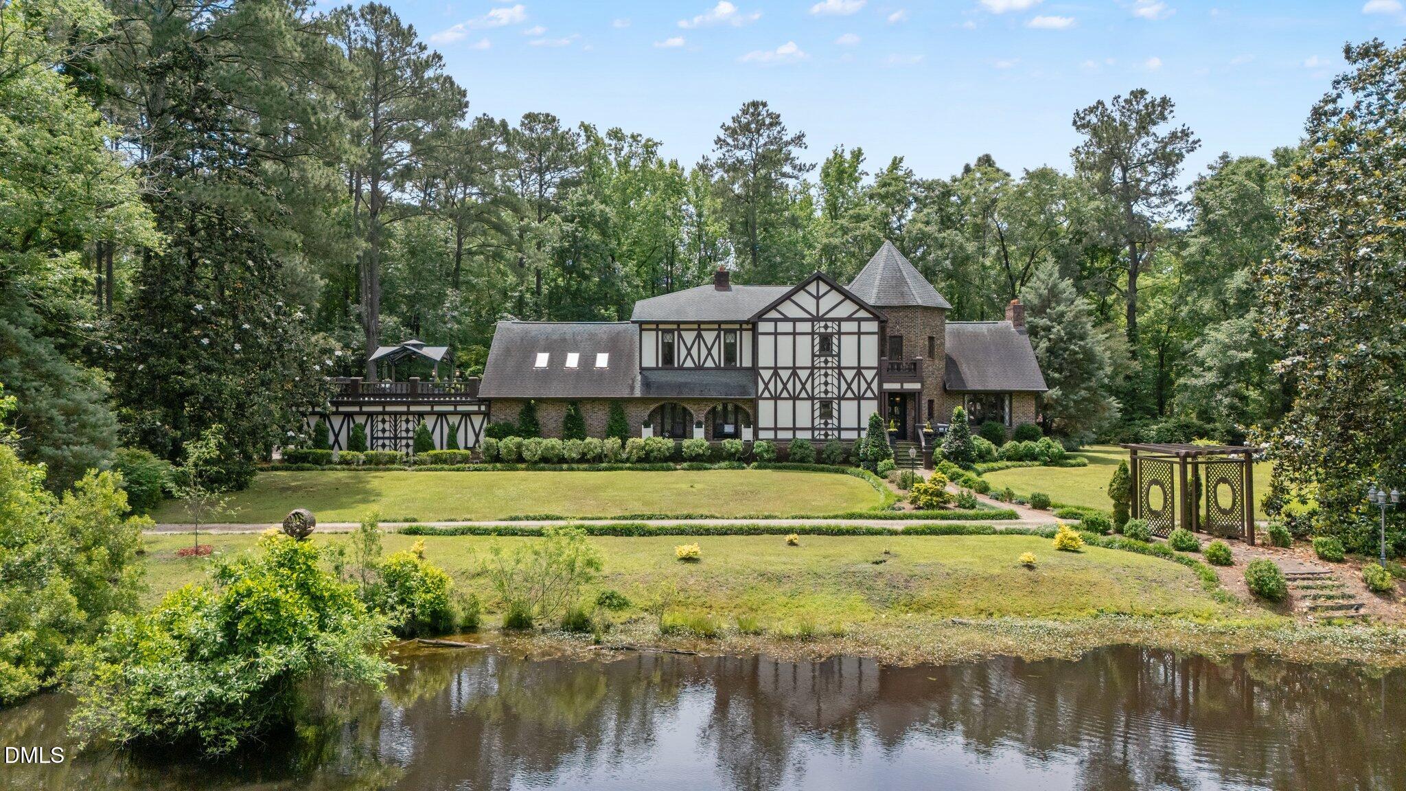 768 Bethesda Church Road Orrum, NC 28369 - Photo 3 of 91 4-web-or-mls-DJI_20250509123749_0022_D