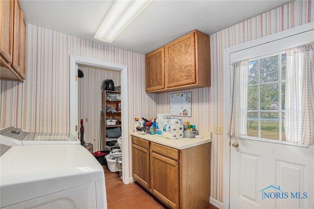 25441 Thompson Road Perrysburg, OH 43551 - Photo 19 of 32 Gallery Image 19