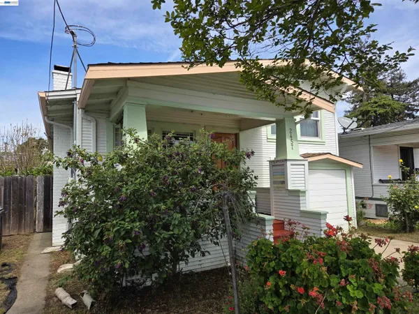 $479,000 | 2457 61st Avenue, Oakland, CA 94605