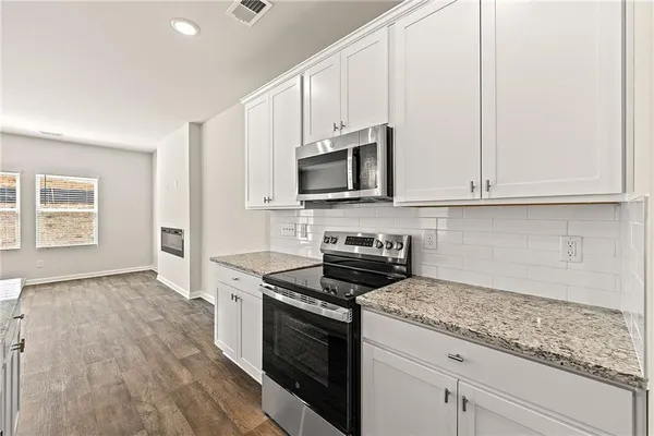$319,990 | 5308 Magnolia Grove Way, Unit 184, Oakwood, GA 30566