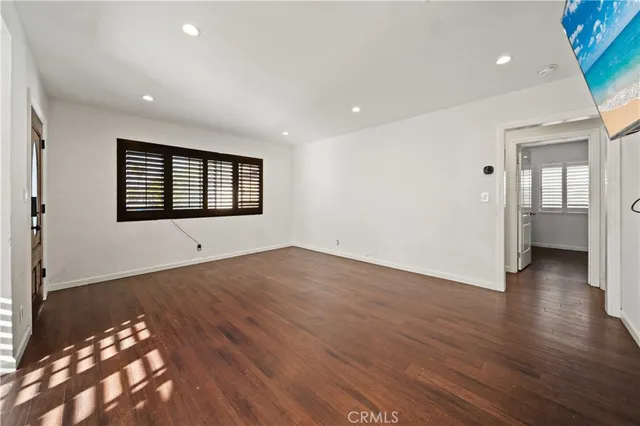 $799,000 | 22020 Saticoy Street, Canoga Park, CA 91303