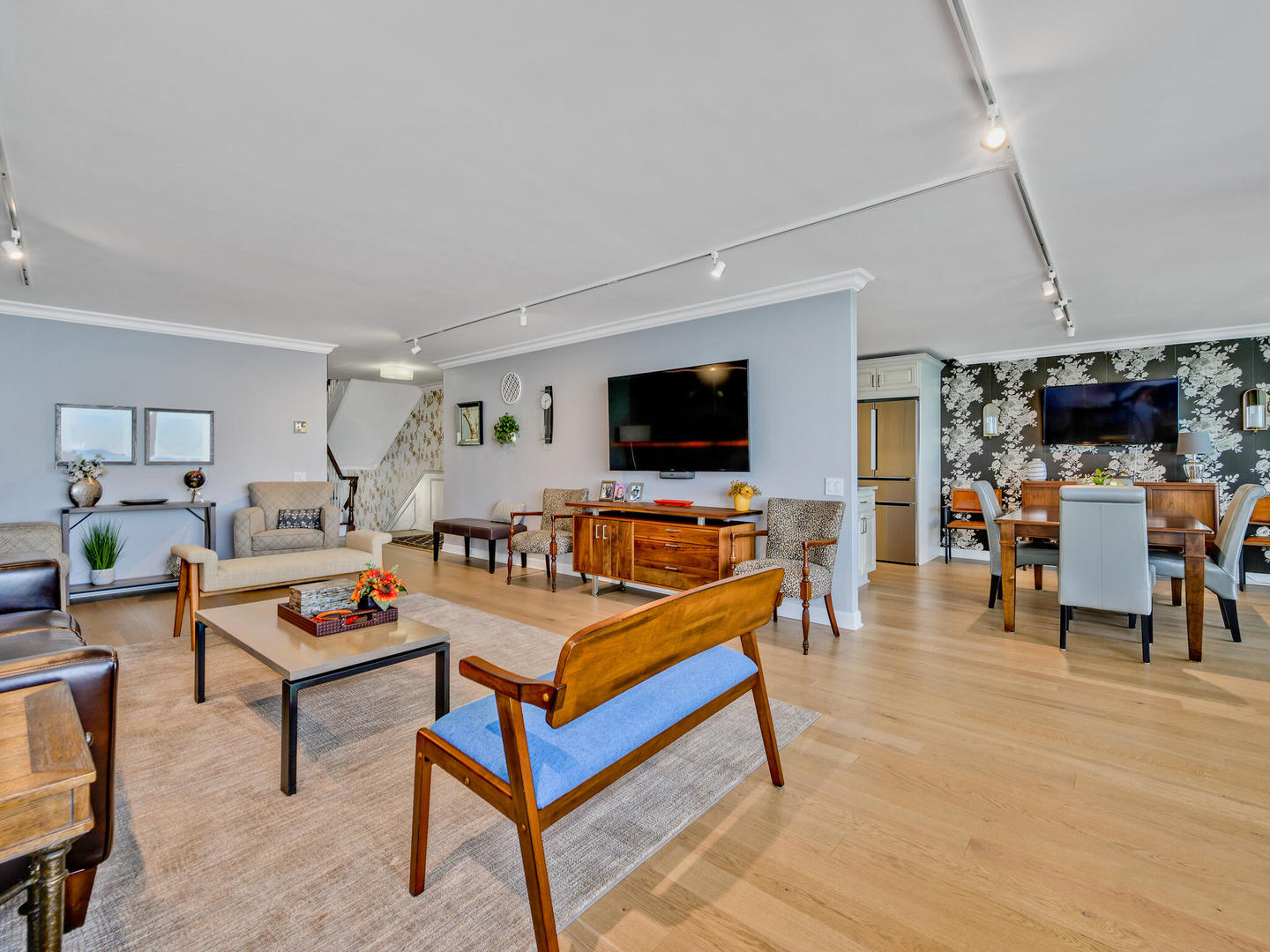 1500 Sheridan Road, Unit 9B Wilmette, IL 60091 - Photo 9 of 33 Gallery Image 9