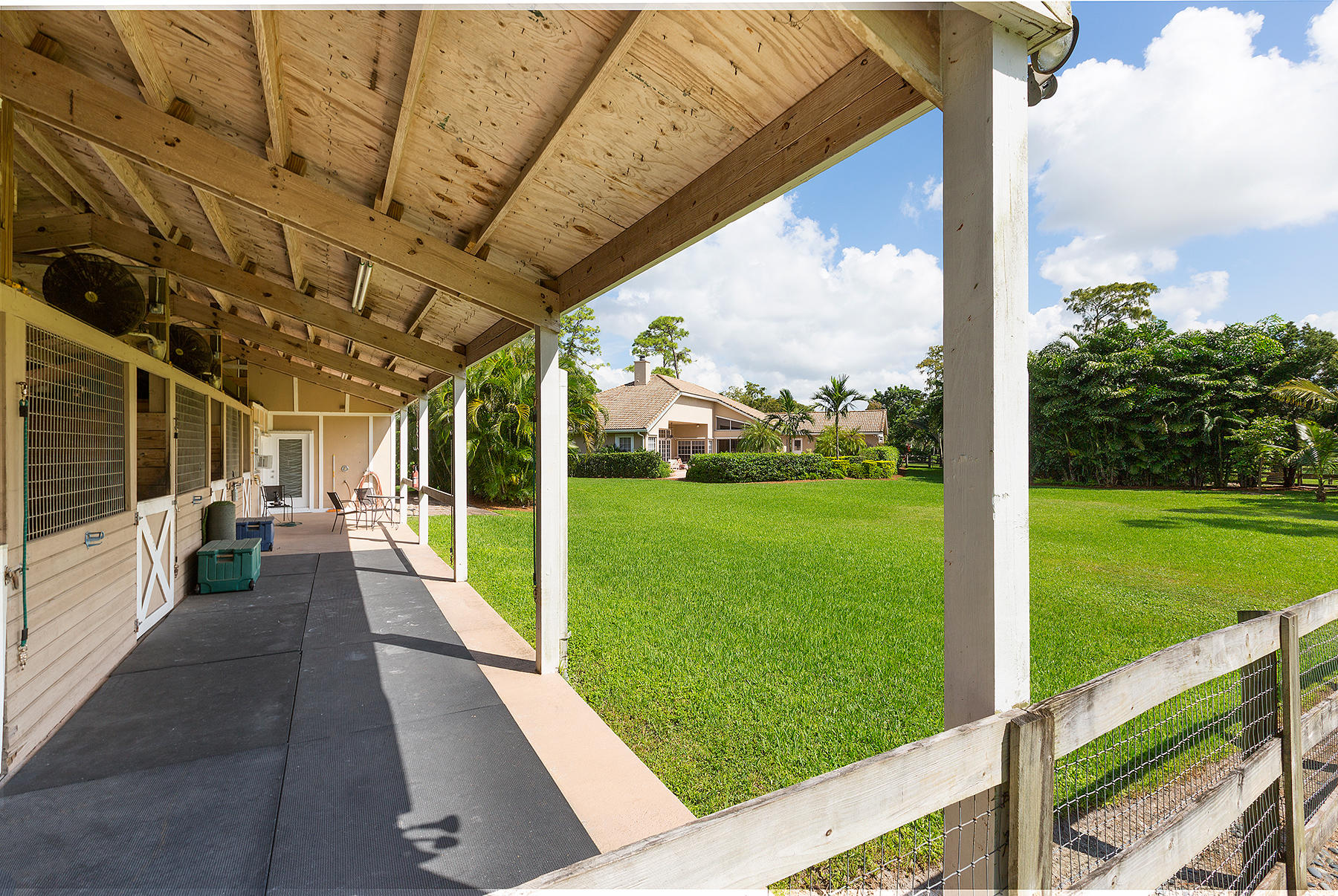 14356 Halter Road Wellington, FL 33414 - Photo 45 of 62 46FromTheBarn