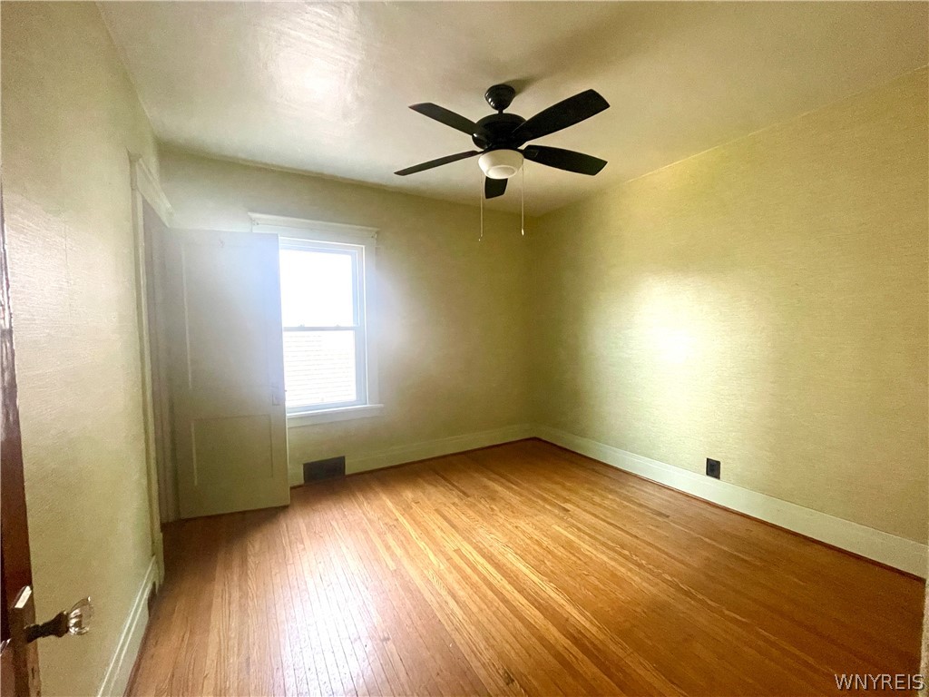 75 Harding Road Buffalo, NY 14220 - Photo 21 of 33