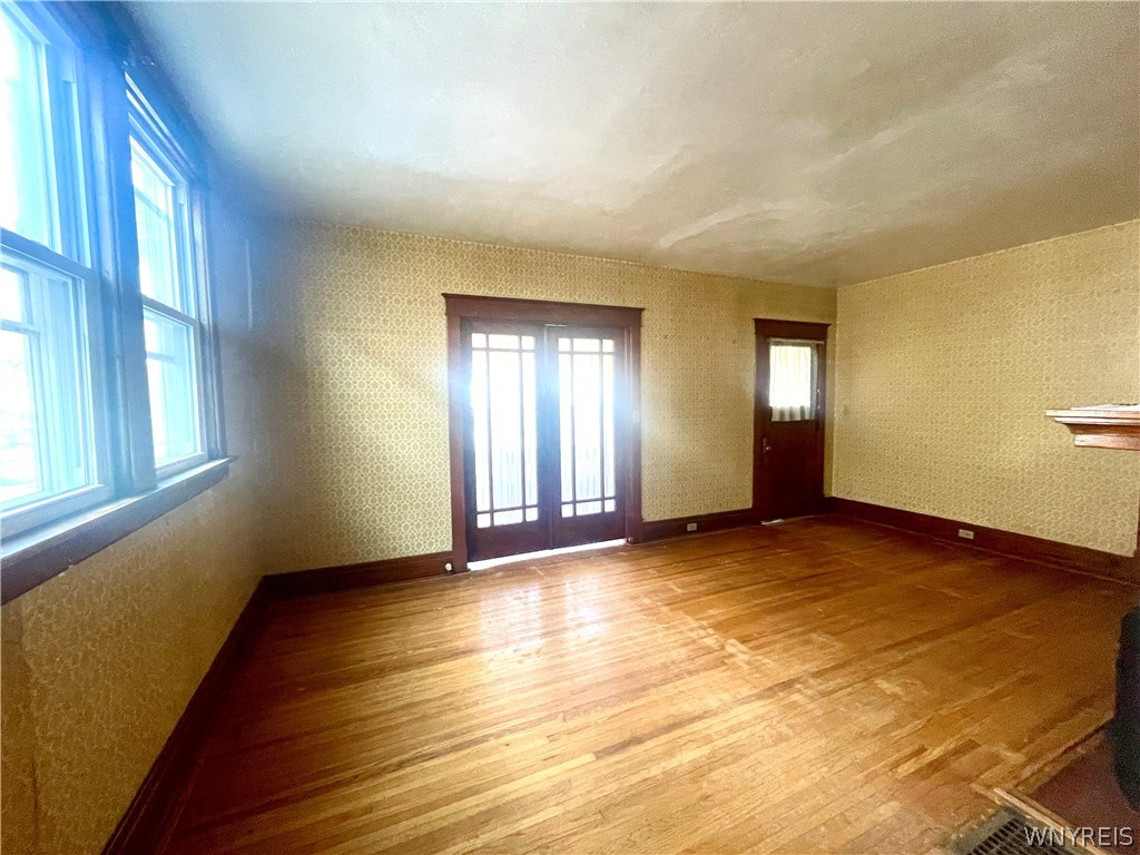 75 Harding Road Buffalo, NY 14220 - Photo 23 of 33