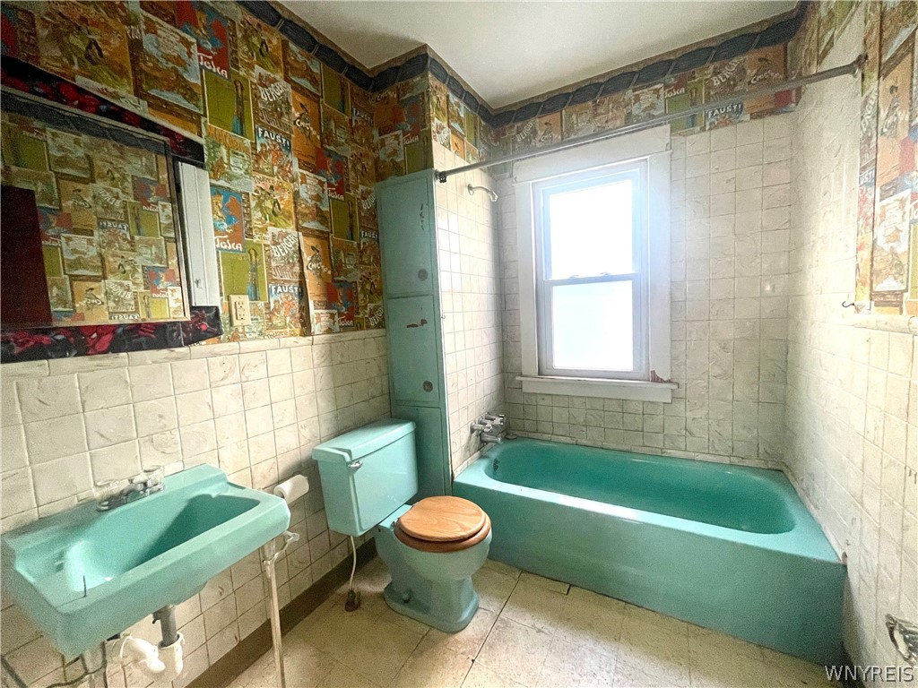 75 Harding Road Buffalo, NY 14220 - Photo 4 of 33