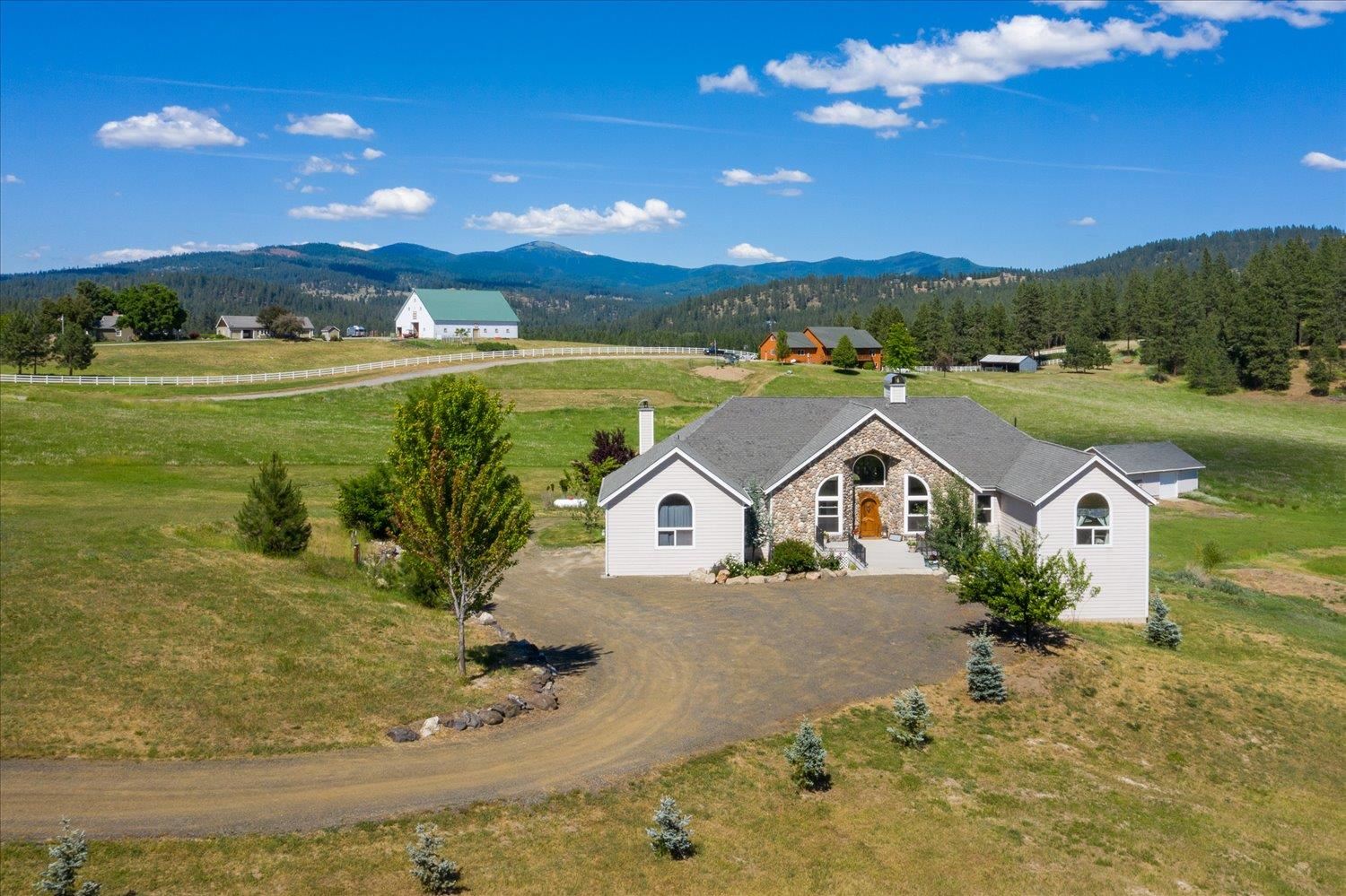 16716 North Madison Road Mead, WA 99021 - Photo 3 of 45
