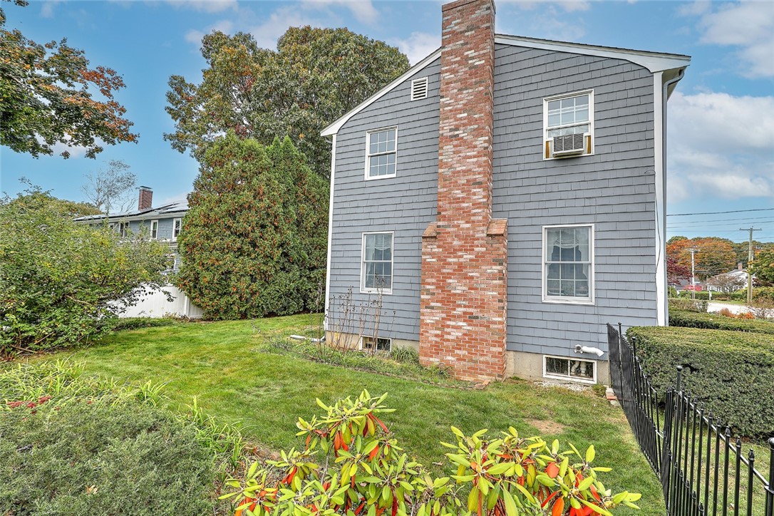 51 Bay Road Barrington, RI 02806 - Photo 5 of 24